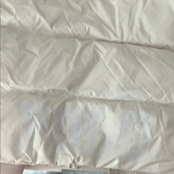 Polo by Ralph Lauren White Puffer Jacket - Picture 9 of 10